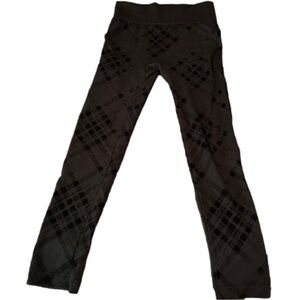 Women’s Diamond Pattern Black Leggings